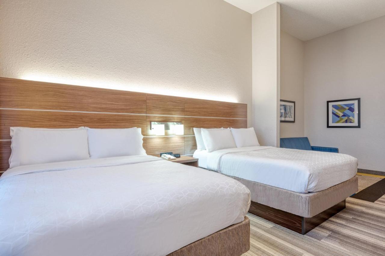 Holiday Inn Express & Suites Vandalia By Ihg Esterno foto