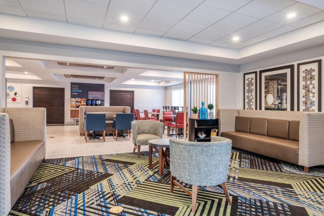 Holiday Inn Express & Suites Vandalia By Ihg Esterno foto
