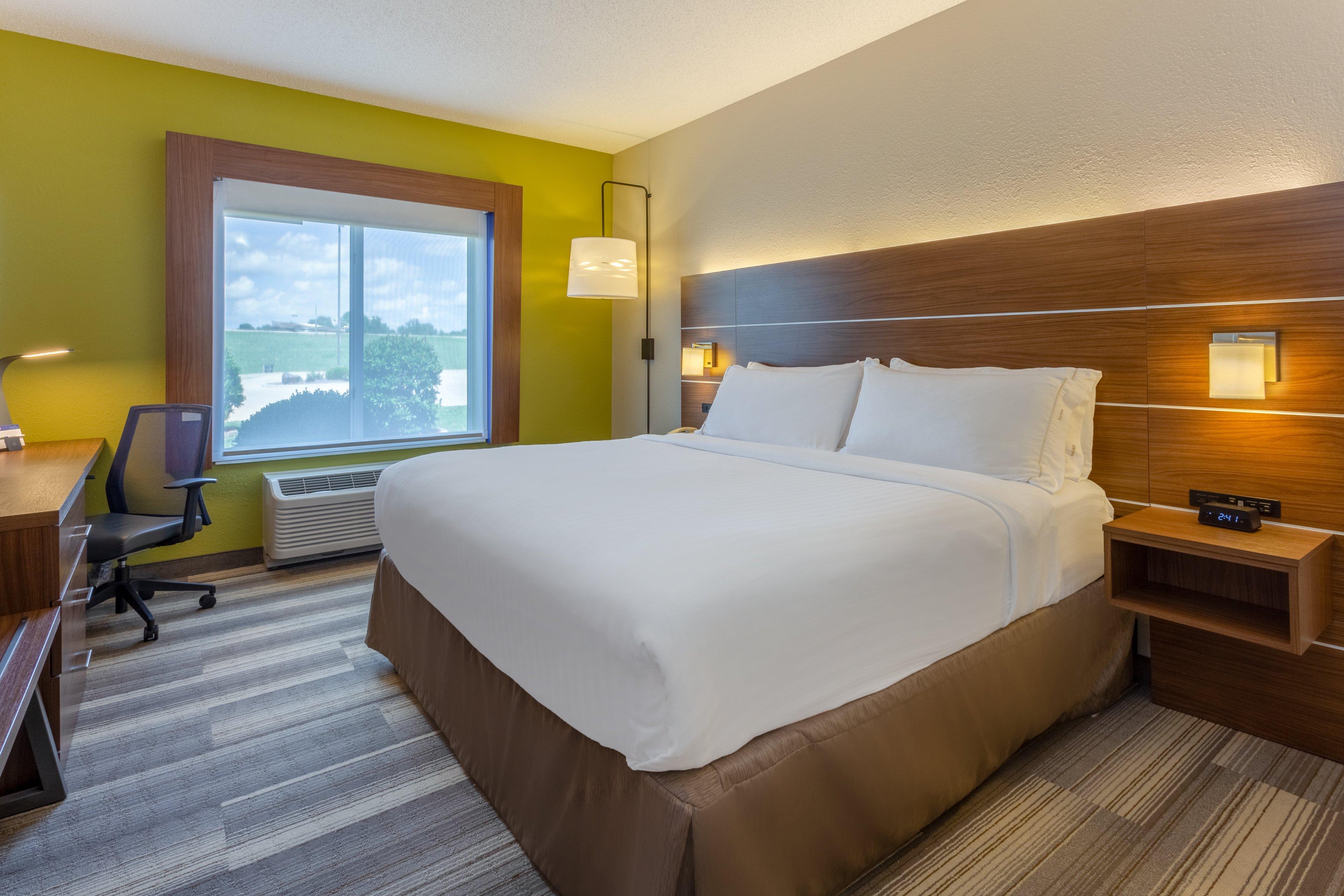Holiday Inn Express & Suites Vandalia By Ihg Esterno foto