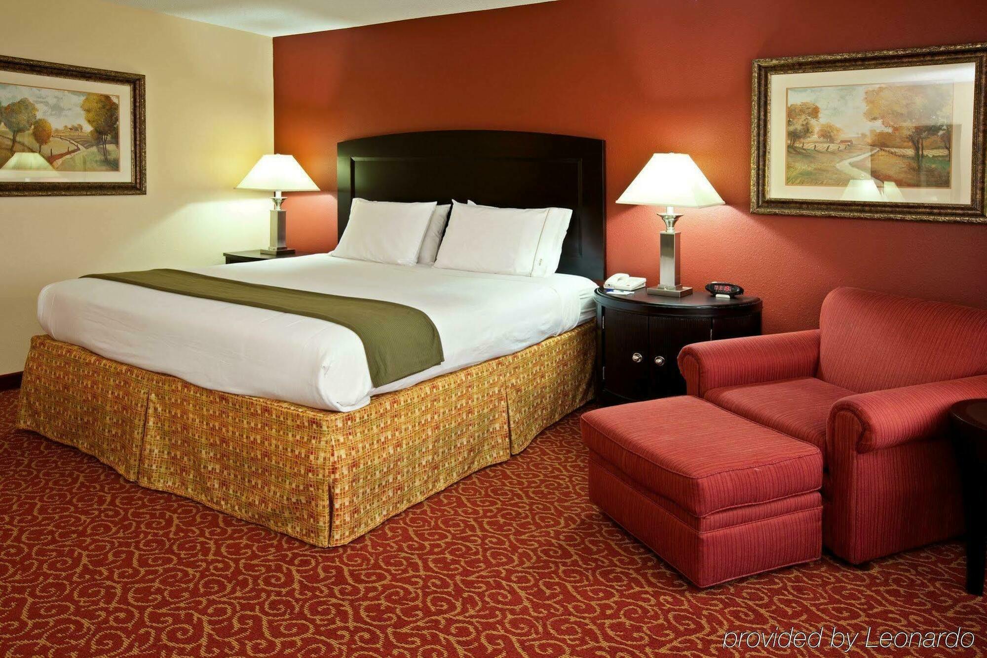 Holiday Inn Express & Suites Vandalia By Ihg Esterno foto